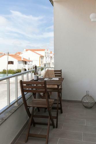 Mare Cheia ( High Tide) Beach And Surf Apartments -1st