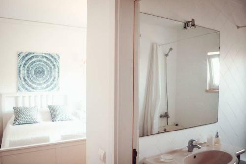 Cozy 3 Bedroom New Villa, Sleeps 7
