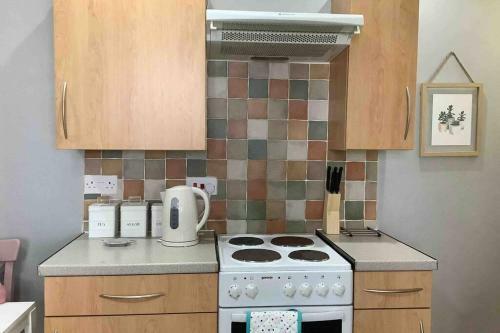 Cosy Cottage With Log Burner In Snowdonia