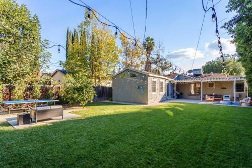 Cozy Modern Home In Sherman Oaks - Production Ok