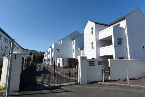 Causeway Coast Apartments Kyla Marine
