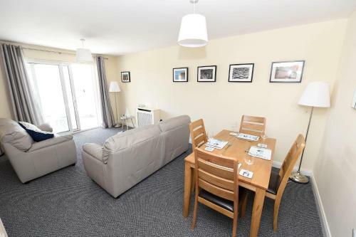 Causeway Coast Apartments Kyla Marine