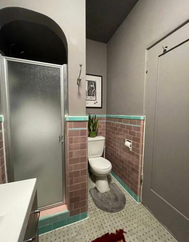 Fairfax / West Hollywood Room W/ Queen Bed