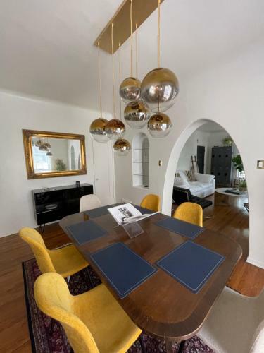 Fairfax / West Hollywood Room W/ Queen Bed