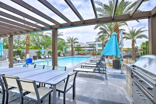 Sleek Townhome With Private Pool, Gym, And More!