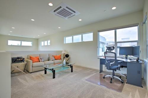 Sleek Townhome With Private Pool, Gym, And More!