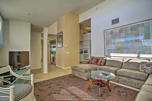Apartamento Bright Abode With Balcony 5 Mi To Palm Springs!