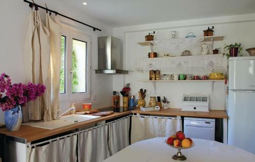 Holiday Home Marsillargues Qr-1250