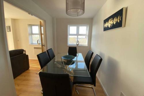 Marie?s Serviced Apartment B, 2 Beds( Free Parking Underground)