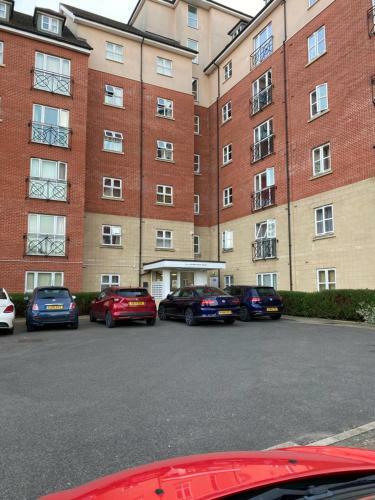 Marie?s Serviced Apartment B, 2 Beds( Free Parking Underground)