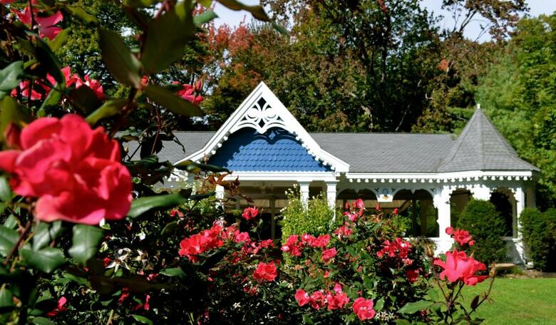 The Victoria Inn Bed & Breakfast And Pavilion
