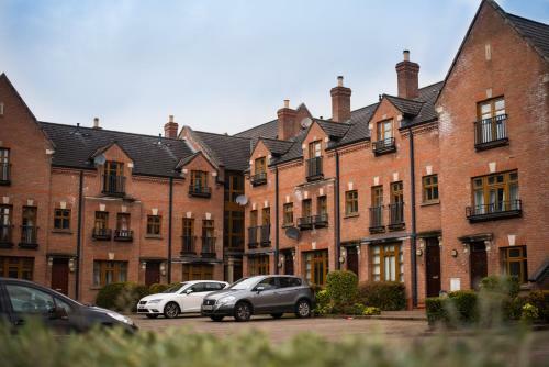 Apartamentos Big Fish Homes - The Cloisters