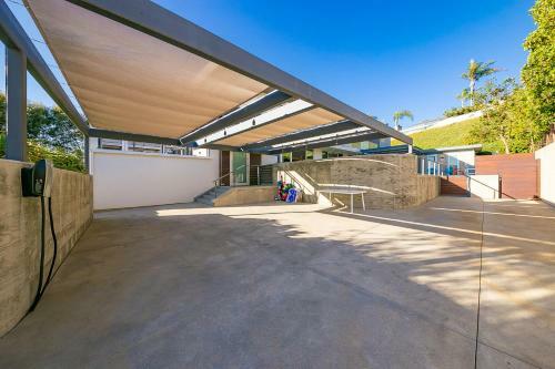 Solana Modern Paradise
