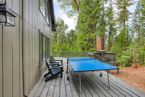 Crystal Creek Lodge