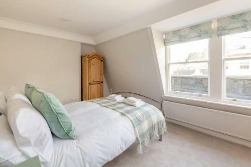 Apartamento Rooftop Retreat - 2 Double Beds W/ Stunning Views
