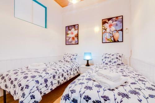 Trem - Located In Old City - Faro
