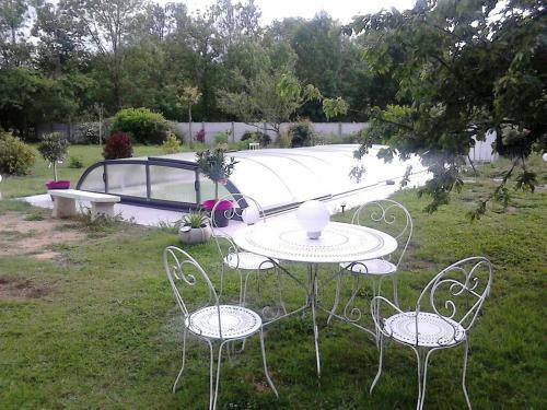 Bed & Breakfast La Long�re Des Gillettes