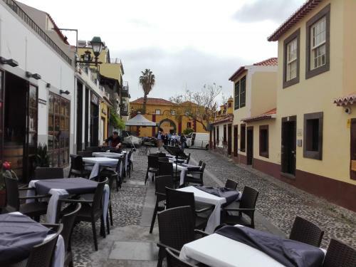 Hostal Funchal Apartments - City View