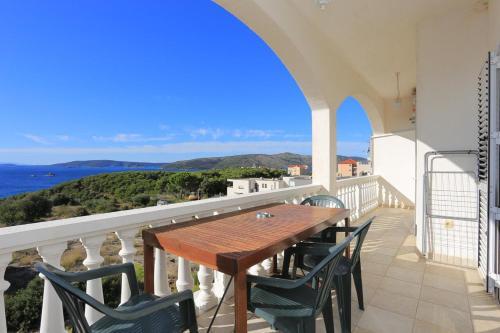 Apartments With A Parking Space Seget Vranjica, Trogir - 18138