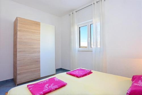 Apartments With A Parking Space Seget Vranjica, Trogir - 18138