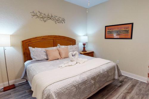 209 - Palms Of Treasure Island Resort
