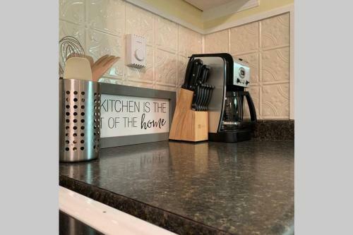 Apartamento King Bed, Garfield Park , Red Line, Downtown Indy!