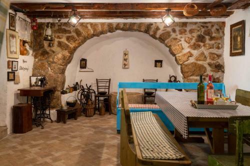 Traditional Mediterranean Villa