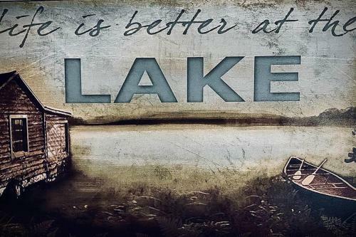 Cottages On Sand Lake - The Lakeside Cabin
