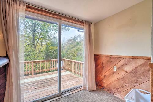 Table Rock Lake Cabin Escape With Boat Slip!