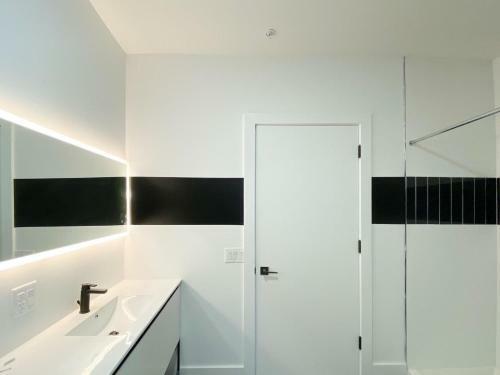 Luxury Apartments - Newark Int Airport - Evonify Stays