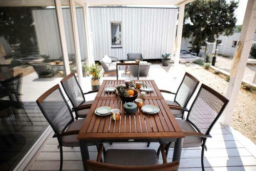 Buqez Eco Resort - Beach Villa 33 - Seaview