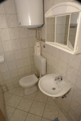 Apartments By The Sea Orij, Omis - 2810