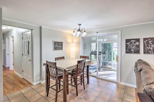 Cozy Arden Home With Fire Pit - Hiking Nearby!