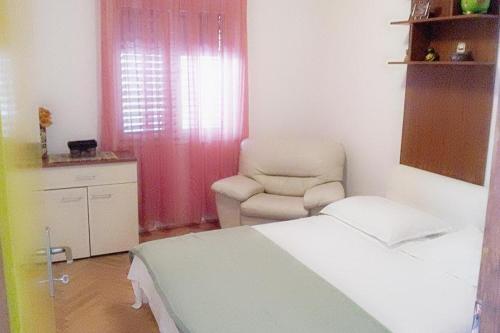 Apartments By The Sea Duce, Omis - 4804
