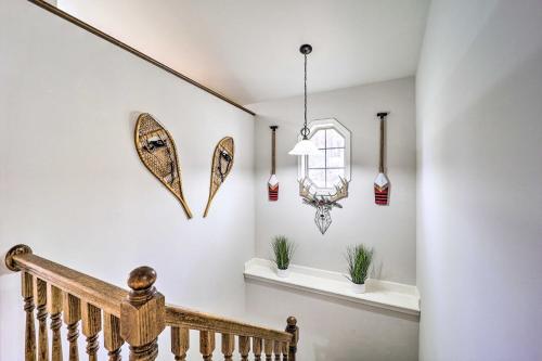 Mountain Getaway Home In A Resort Community!