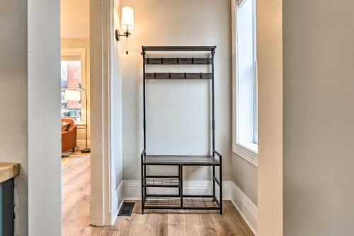 Apartamento Pet-friendly Condo With Deck About 3 Mi To Dtwn!