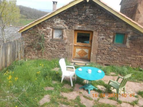 Hostal Chambre D'h�tes Et G�te Des Monts