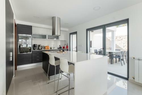Stunning Villa Areia Branca With Sea View