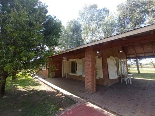 Lugar Encantador Con Gran Parque Arbolado.
