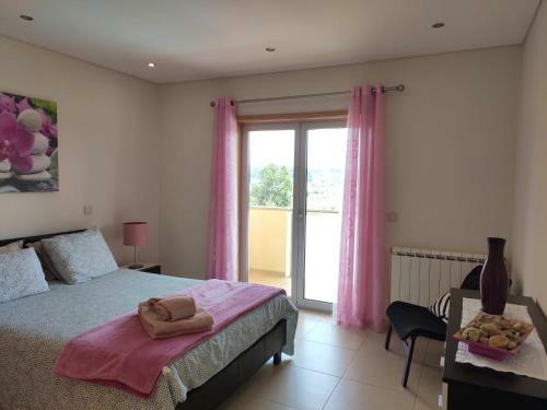 Hostal Room In Villa - 4 Bedroom House With Private Pool