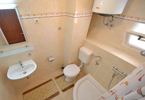 Holiday Home Andri - 80 M From Sea
