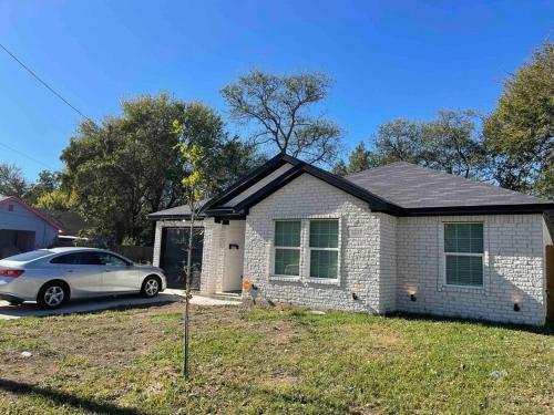 Master Bedroom Suite In A Shared House Near Downtown Dallas