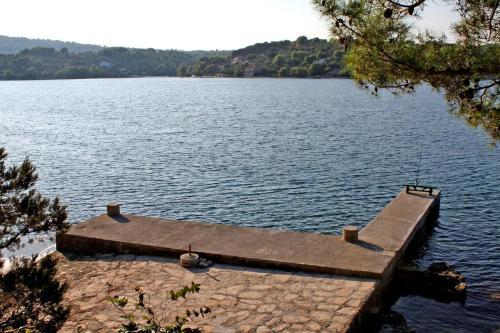 Apartments By The Sea Necujam, Solta - 18664