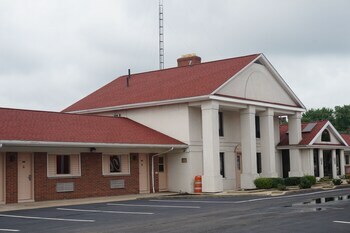 Bellevue Hotel And Suites