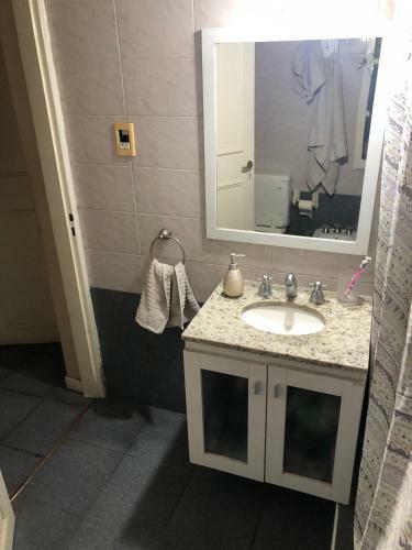 Hermosa Casa Con Pileta En B Privado