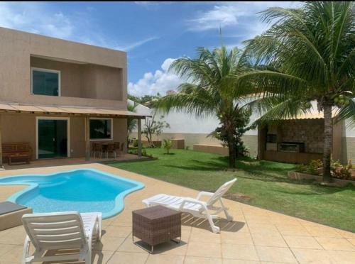 Excelente Casa Com Piscina E Academia.