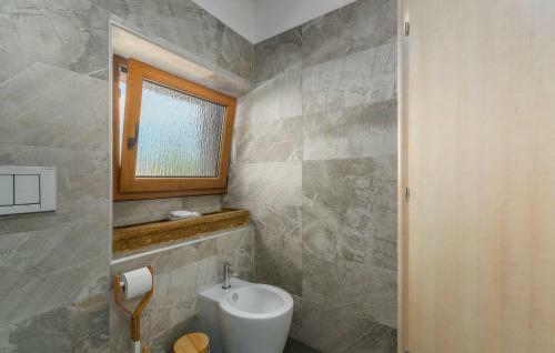 Apartment-ire