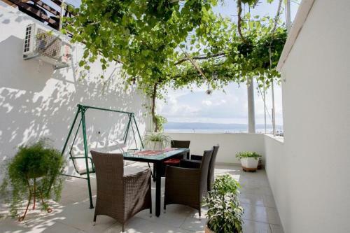 New Modern Apartment , Close To The Beach