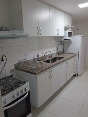 Ador�vel Apartamento Com Duas Suites