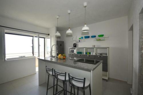 Apartments By The Sea Sumpetar, Omis - 13324